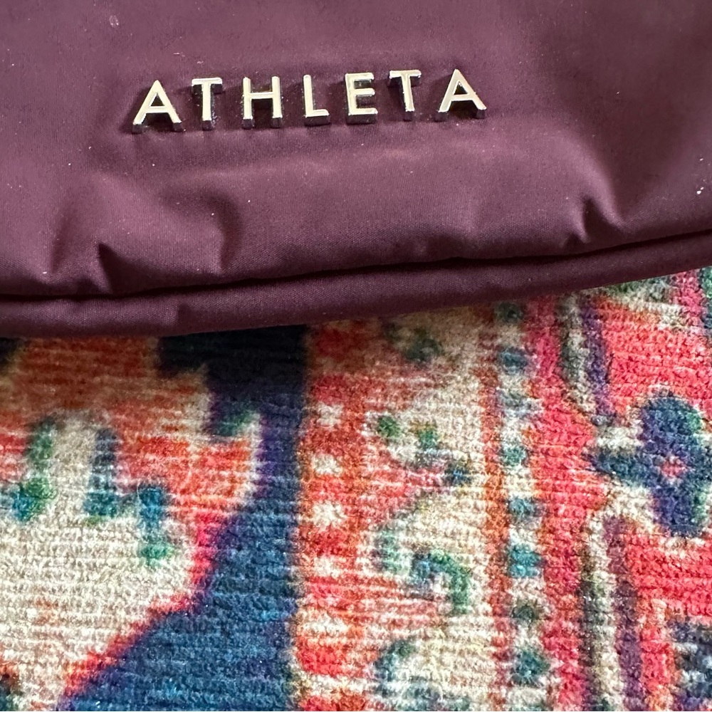 Athleta Belt Bag - Picture 2 of 8